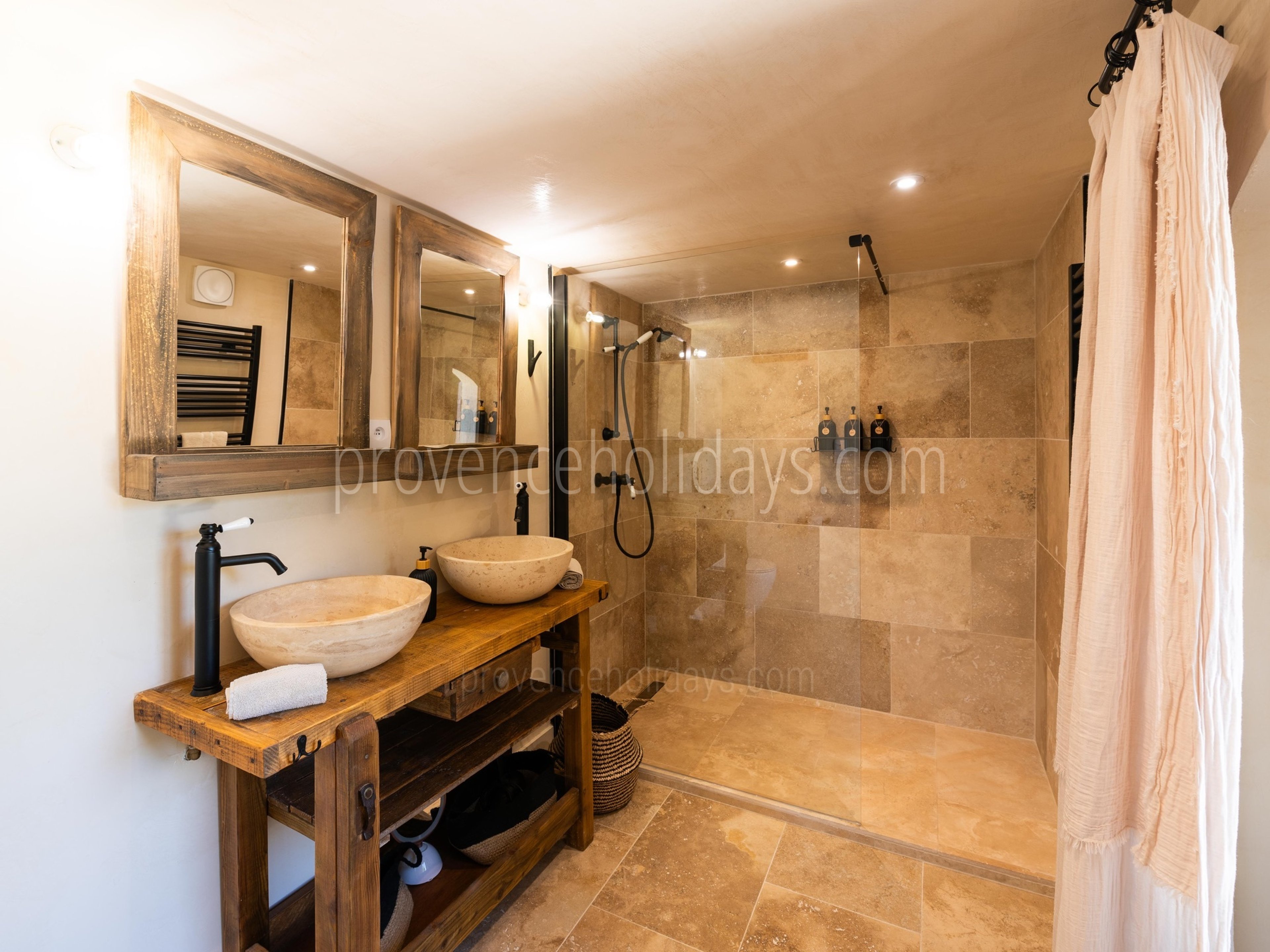 77 - Bastide Gergouven: Villa: Bathroom 2