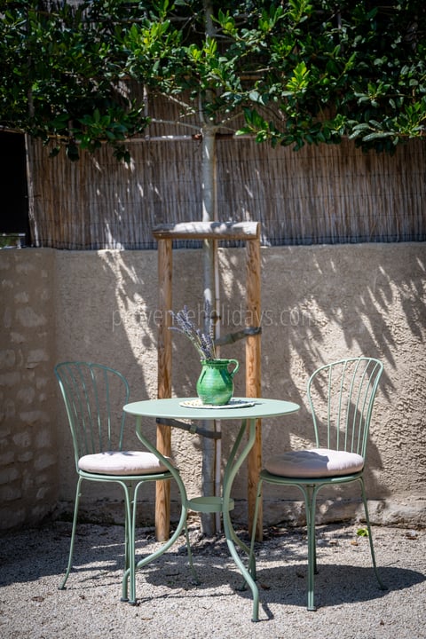 37 - Mas des Amandes: Villa: Exterior