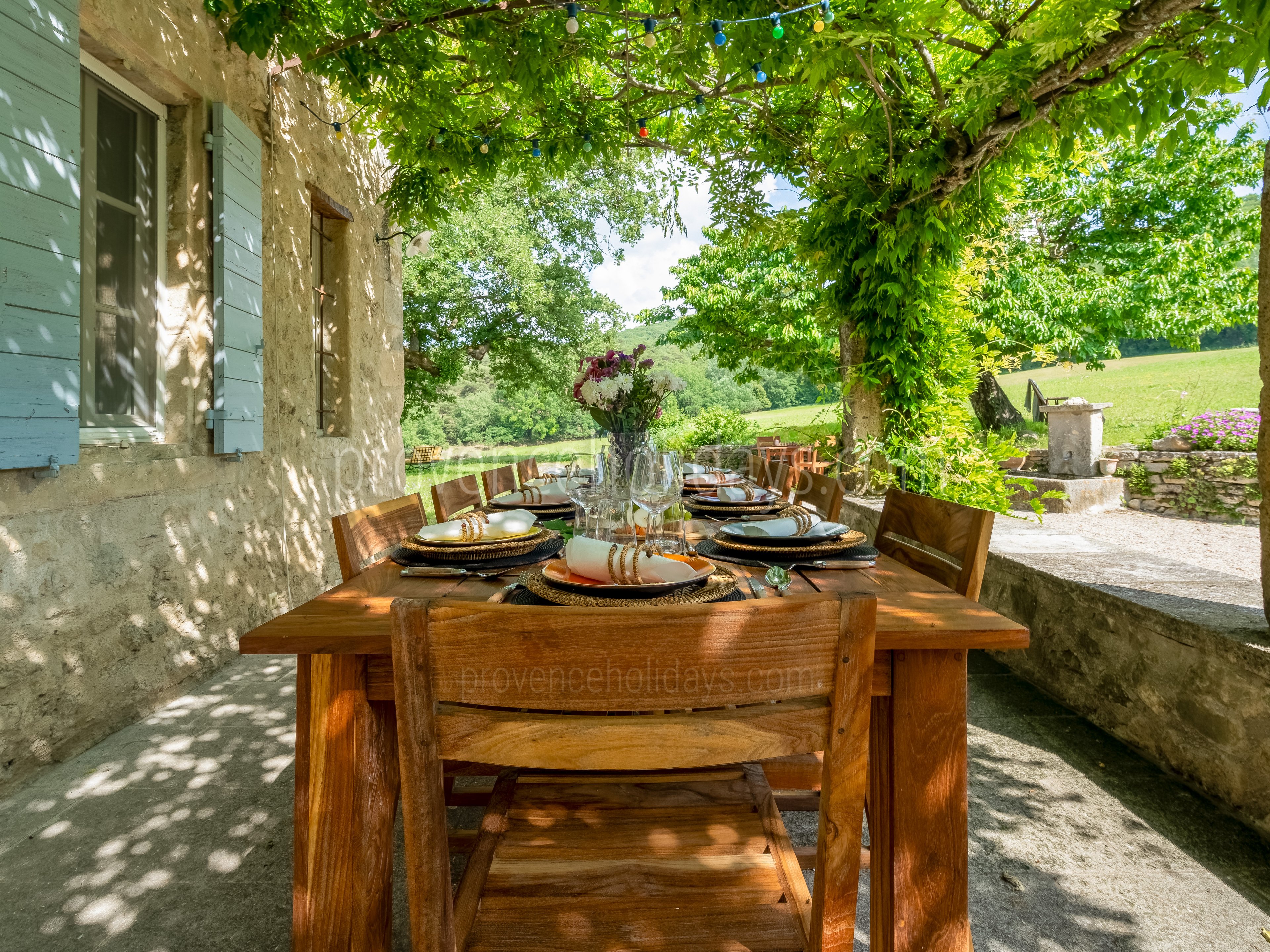 5 - La Bastide Neuve: Villa: Exterior