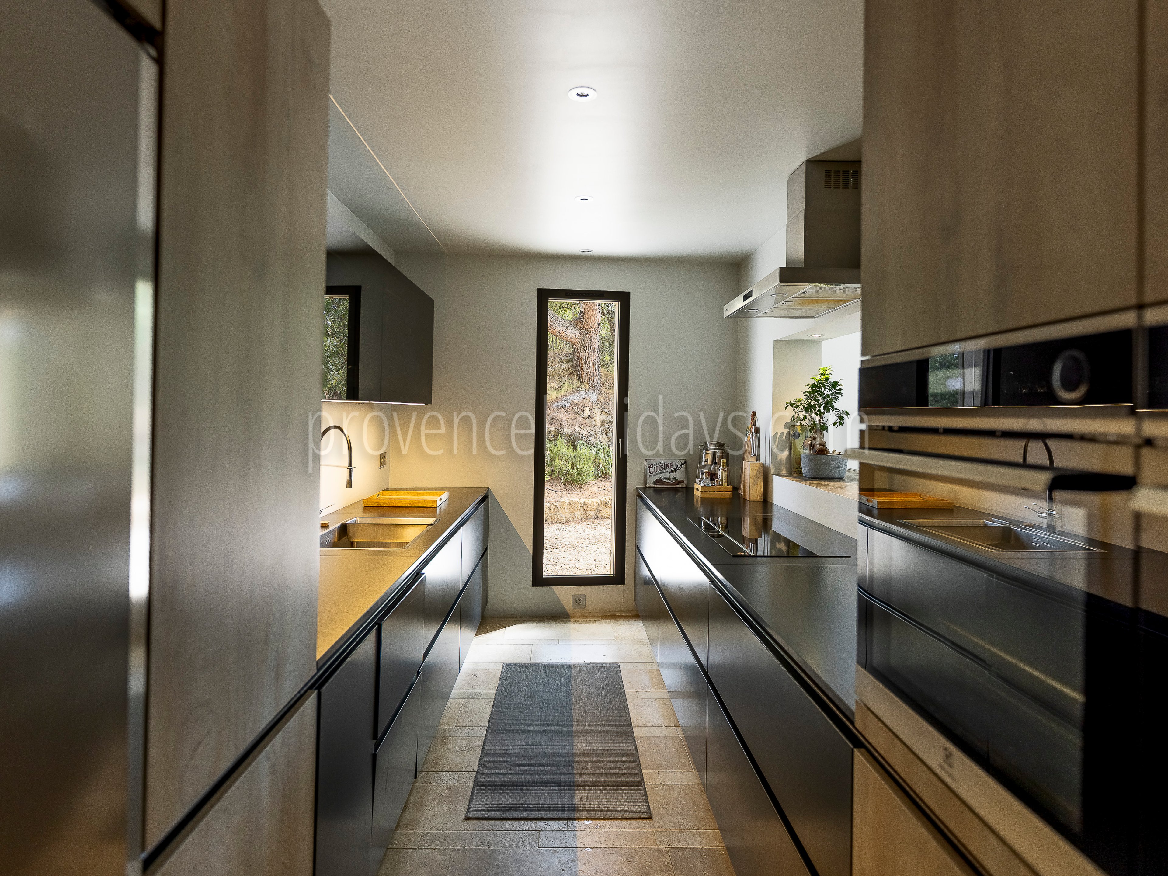 17 - Le Domaine de L\'Or Vert: Villa: Interior