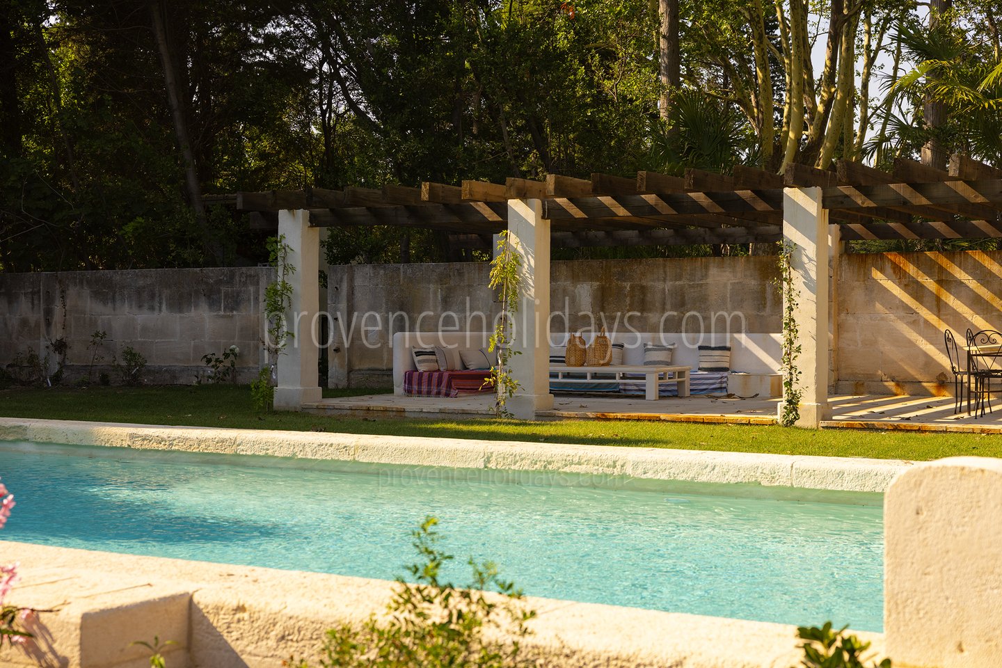 3 - Bastide Mouriès: Villa: Pool