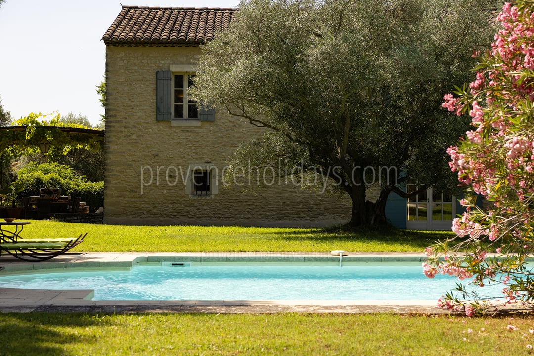 40 - Pine Lodge: Villa: Pool