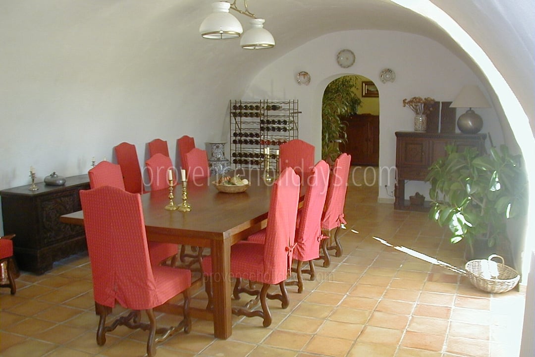 32 - Mas Lambesc: Villa: Interior