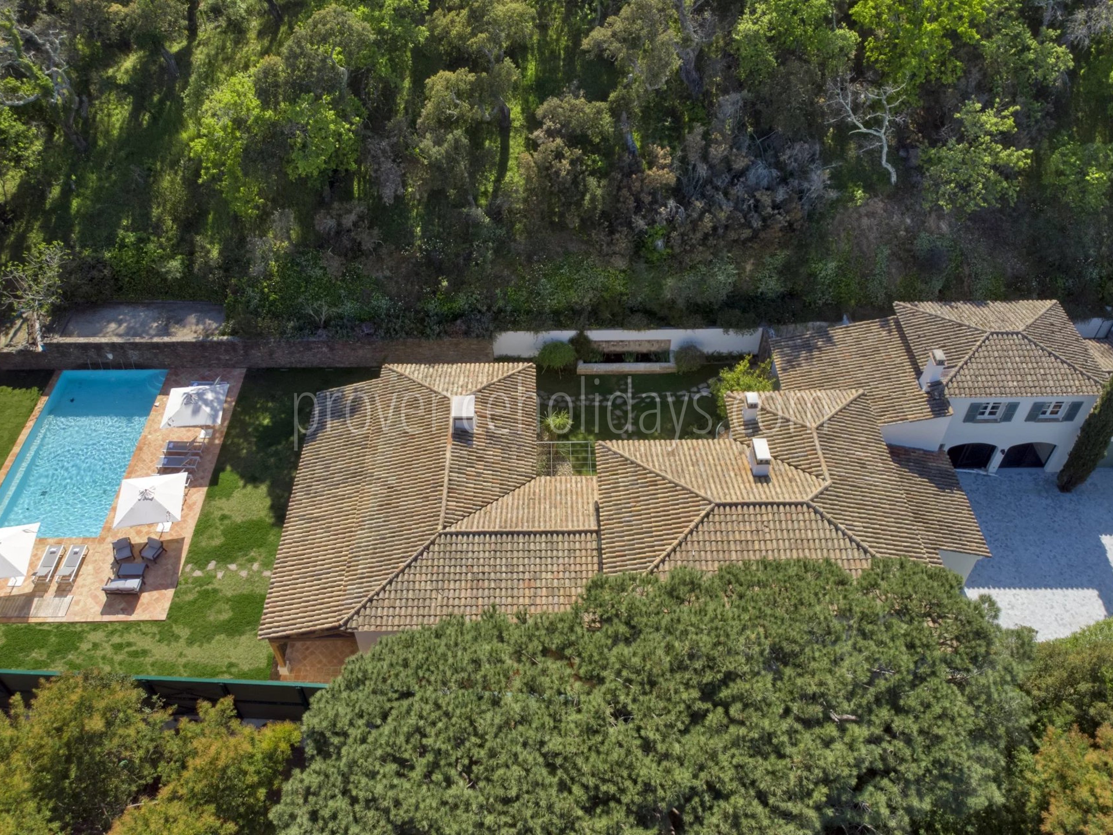 -1 - Renovated mas, Ramatuelle: Villa: Exterior