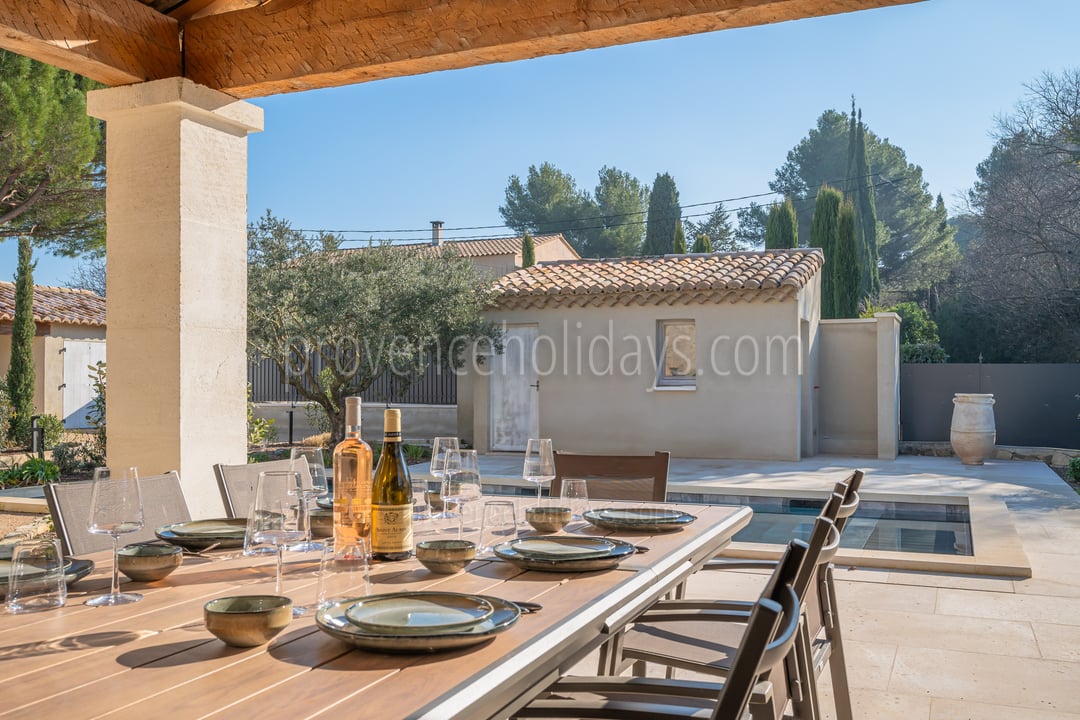 49 - Mas Lucie: Villa: Exterior