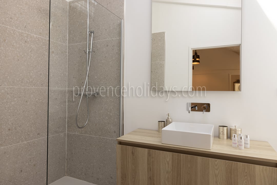 55 - Mas du Carlet: Villa: Bathroom
