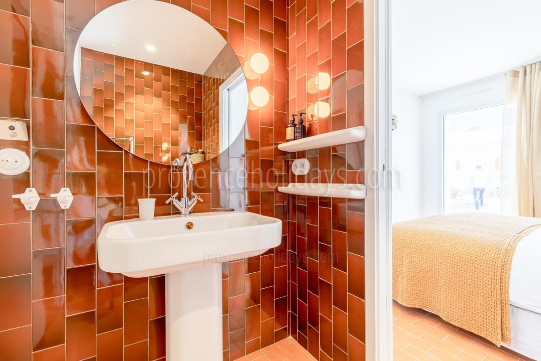 51 - Maison Bardot: Villa: Bathroom