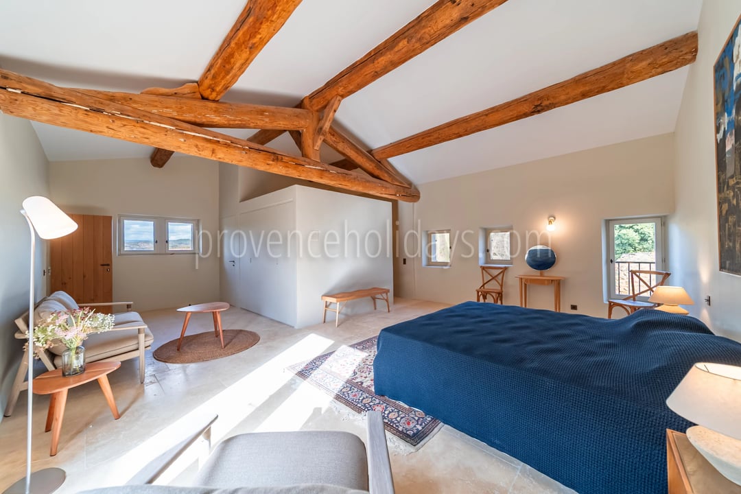 15 - Provençal residence in Bonnieux: Villa: Interior