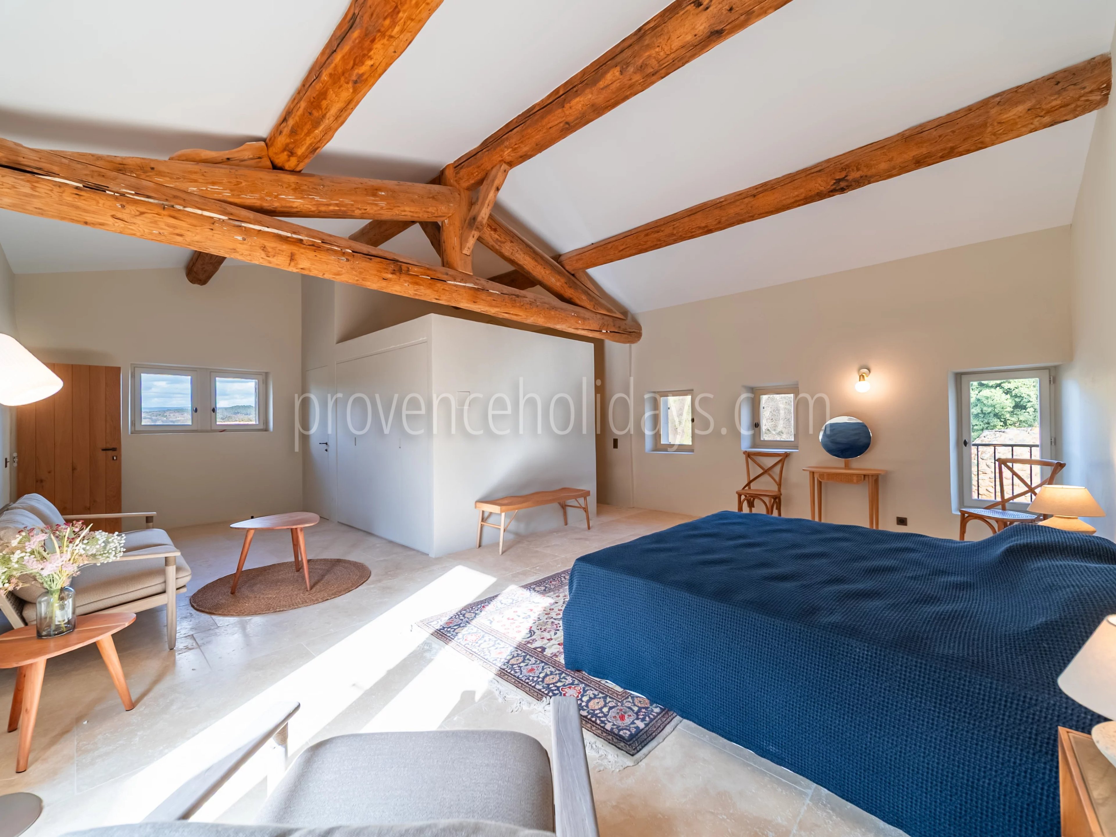 15 - Provençal residence in Bonnieux: Villa: Interior