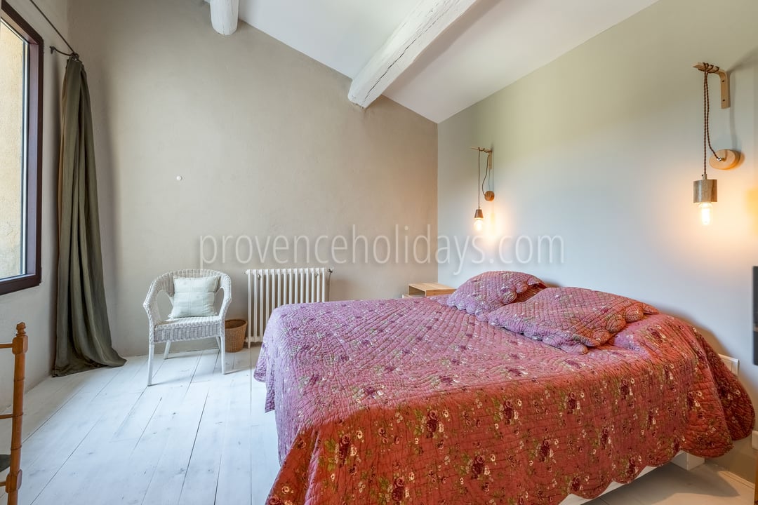 5 - Mas du Cours: Villa: Bedroom