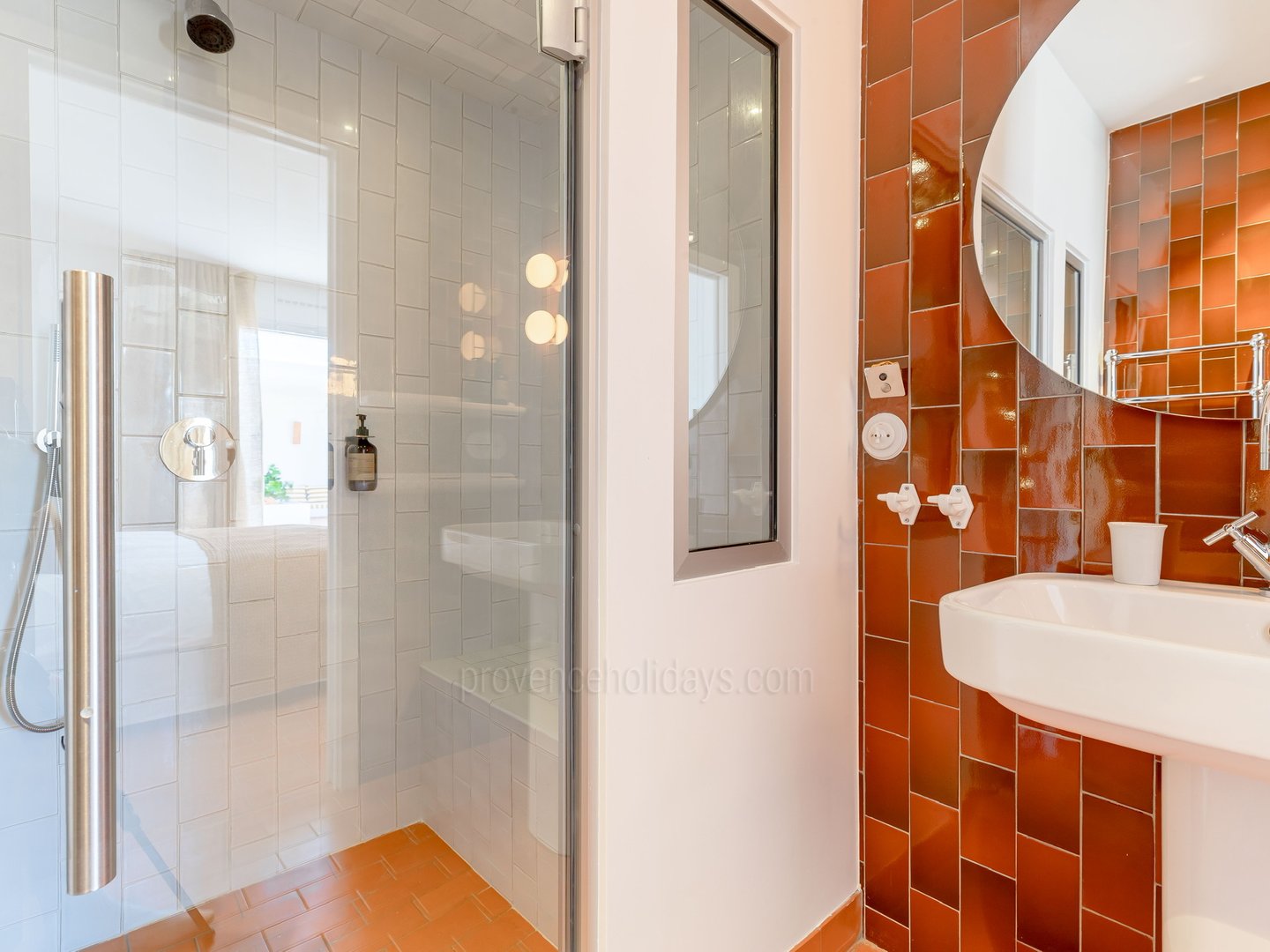 50 - Maison Bardot: Villa: Bathroom