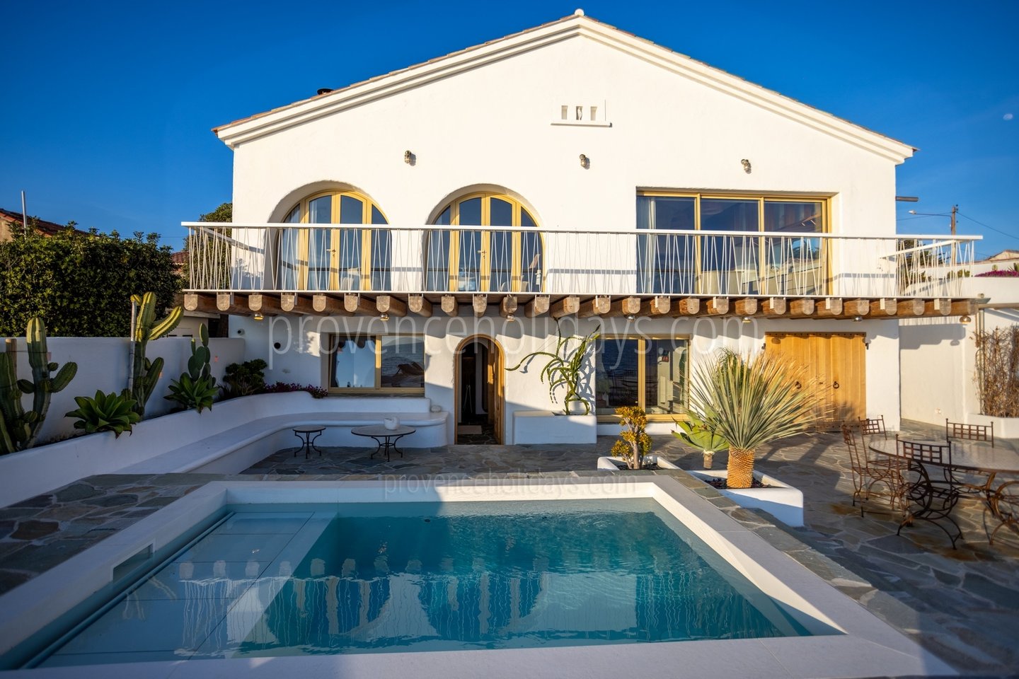 2 - Villa Nina: Villa: Exterior