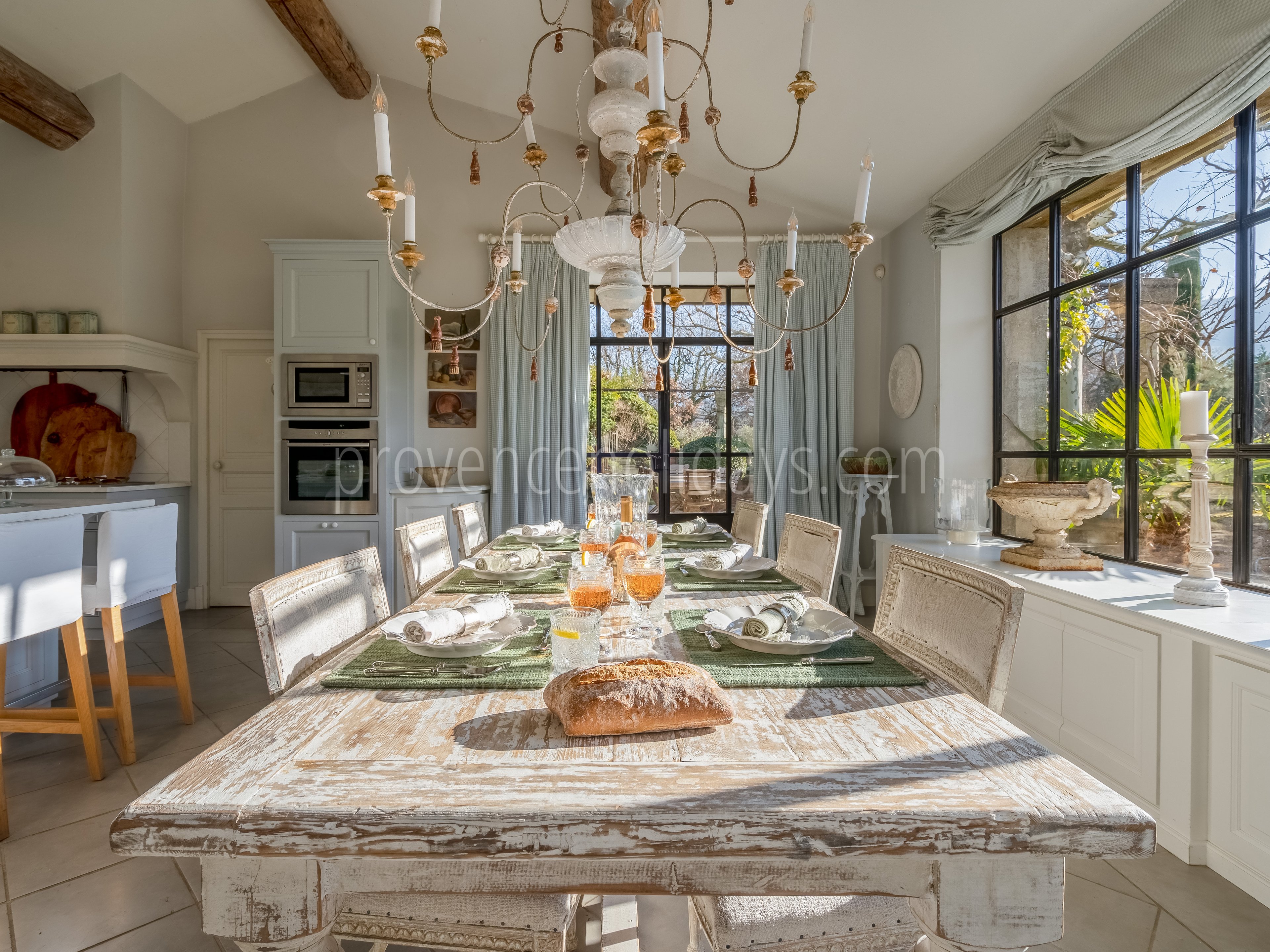 7 - La Tour d\'Oppède: Villa: Interior