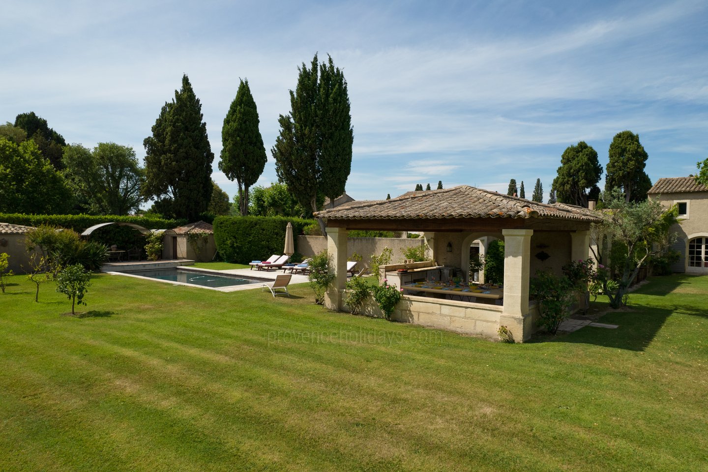 78 - Le Domaine des Cyprès: Villa: Exterior