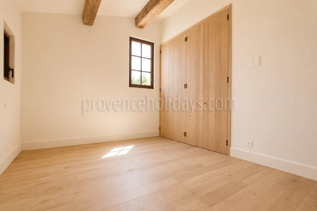 24 - Mas contemporain à Eygalières: Villa: Bedroom