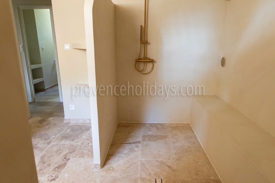 20 - Villa Adeline: Villa: Bathroom