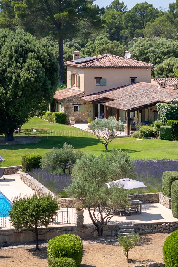 1 - Bastide des Figuiers: Villa: Exterior