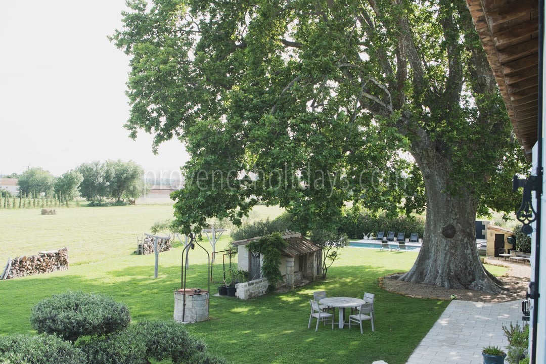 9 - Mas d\'Images: Villa: Exterior