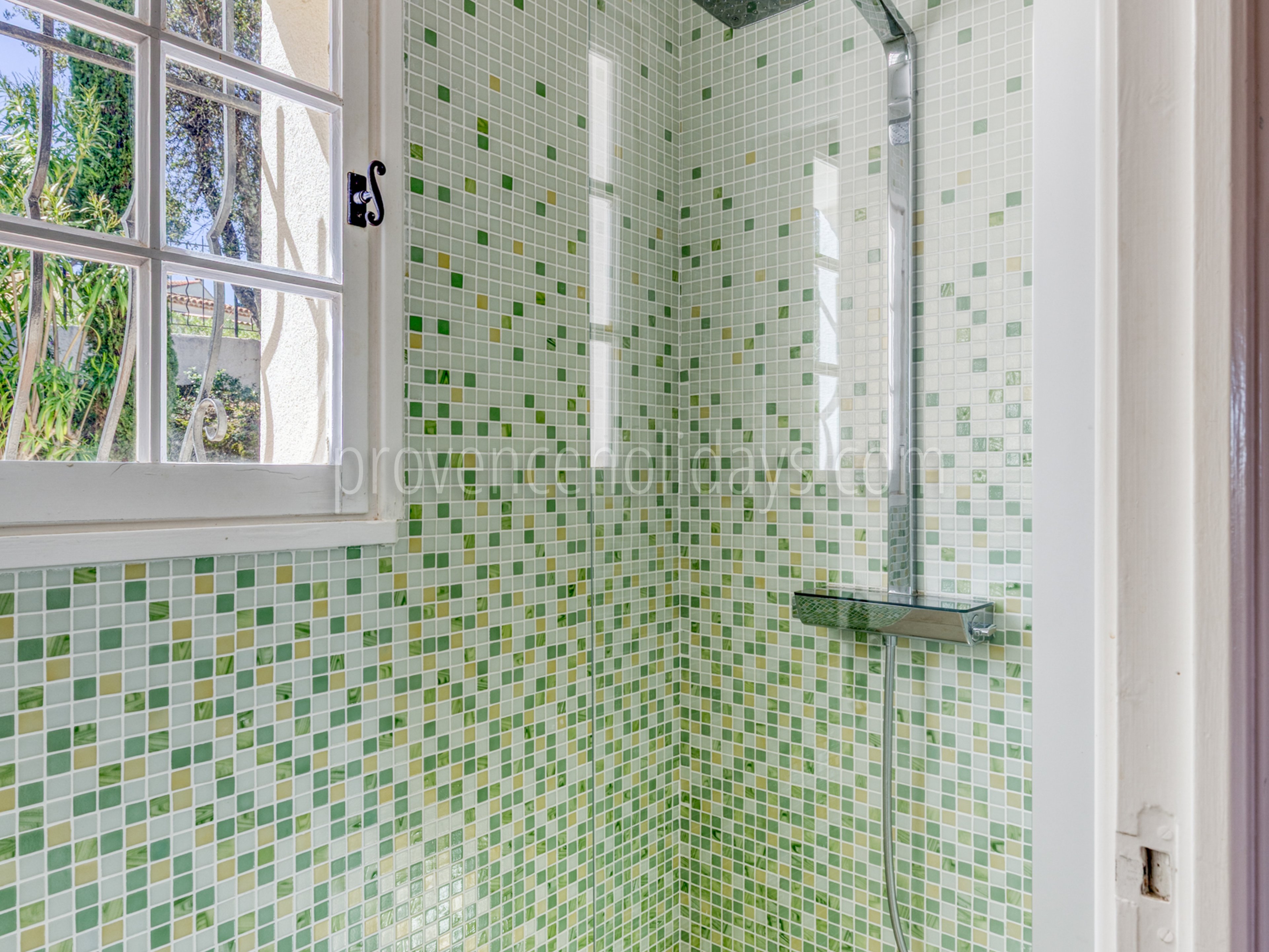 8 - Villa Pearl II: Villa: Bathroom