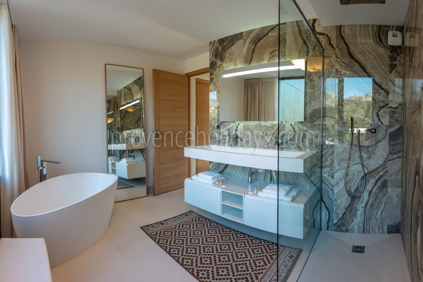 39 - Villa Gem: Villa: Bathroom