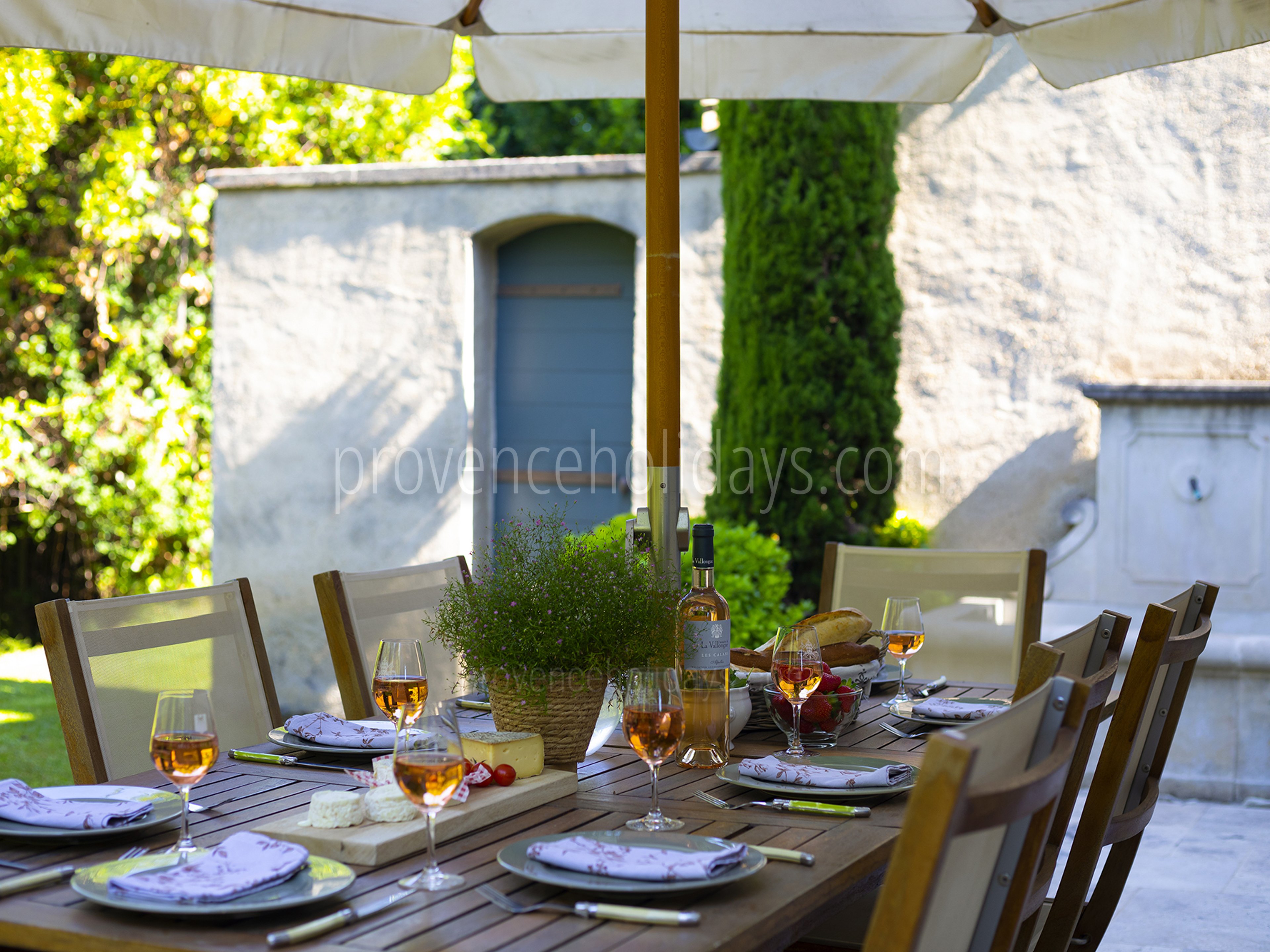17 - Maison des Oliviers: Villa: Exterior