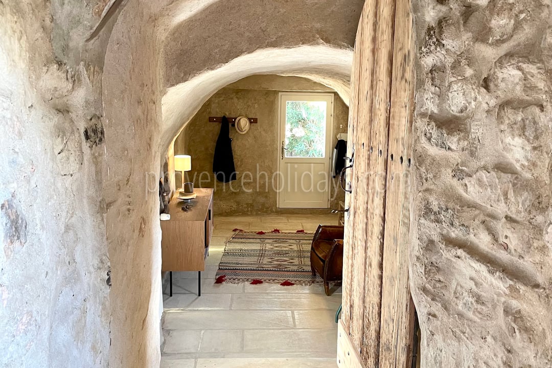 2 - Le Hameau de Goult: Villa: Interior