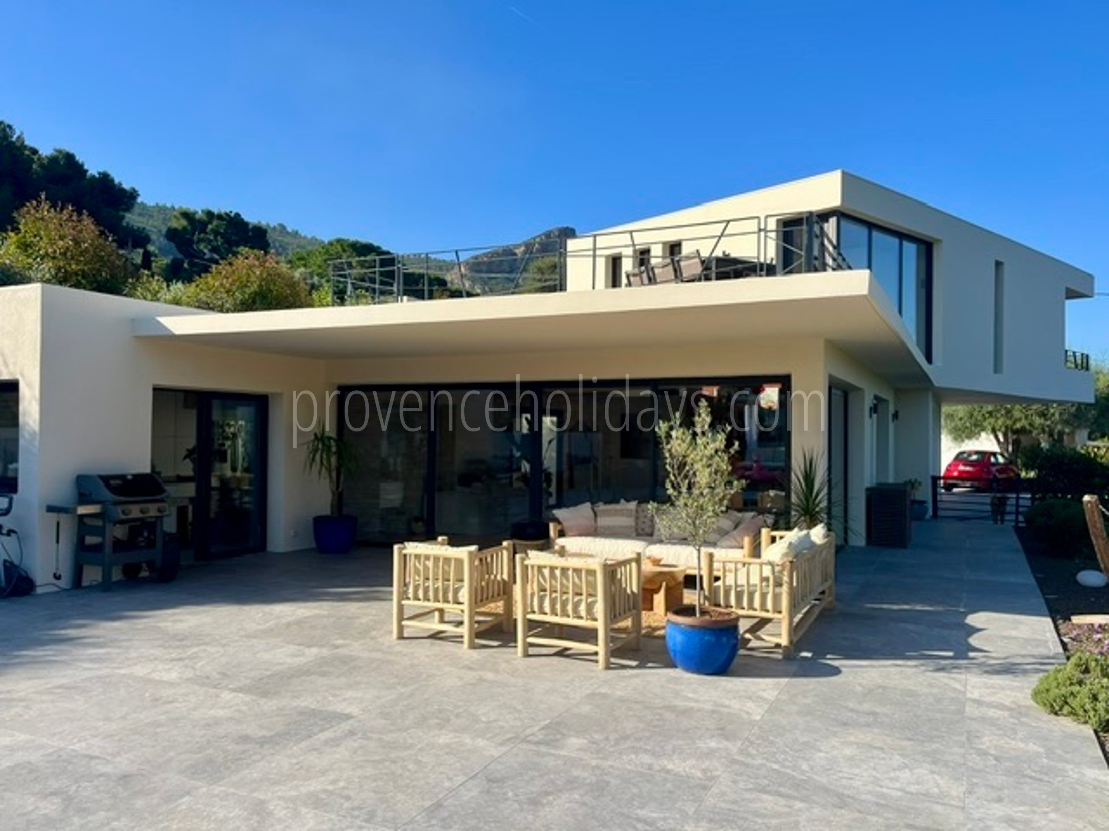 18 - Villas Cassis: Villa: Exterior