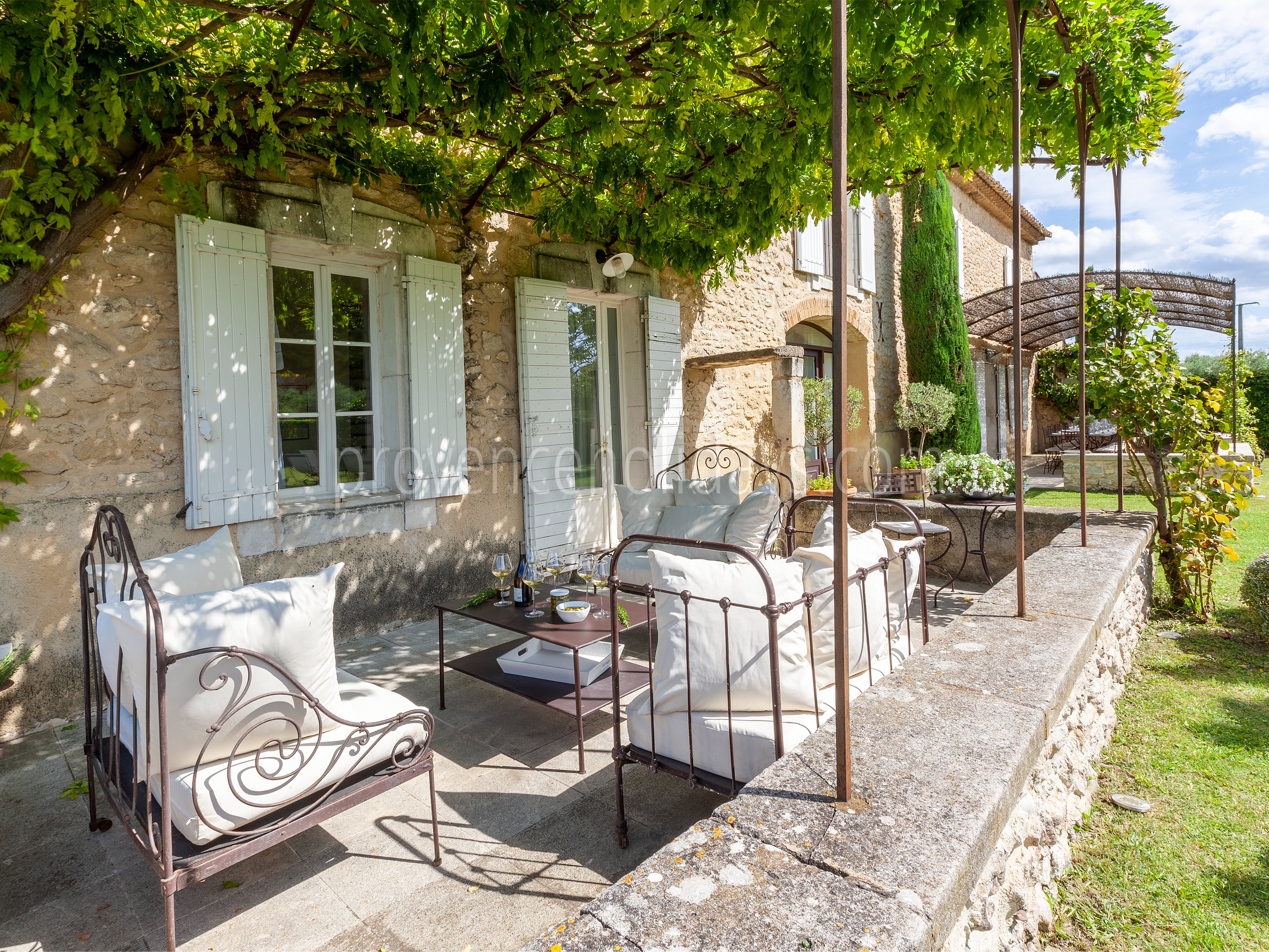 6 - Maison Robion: Villa: Exterior