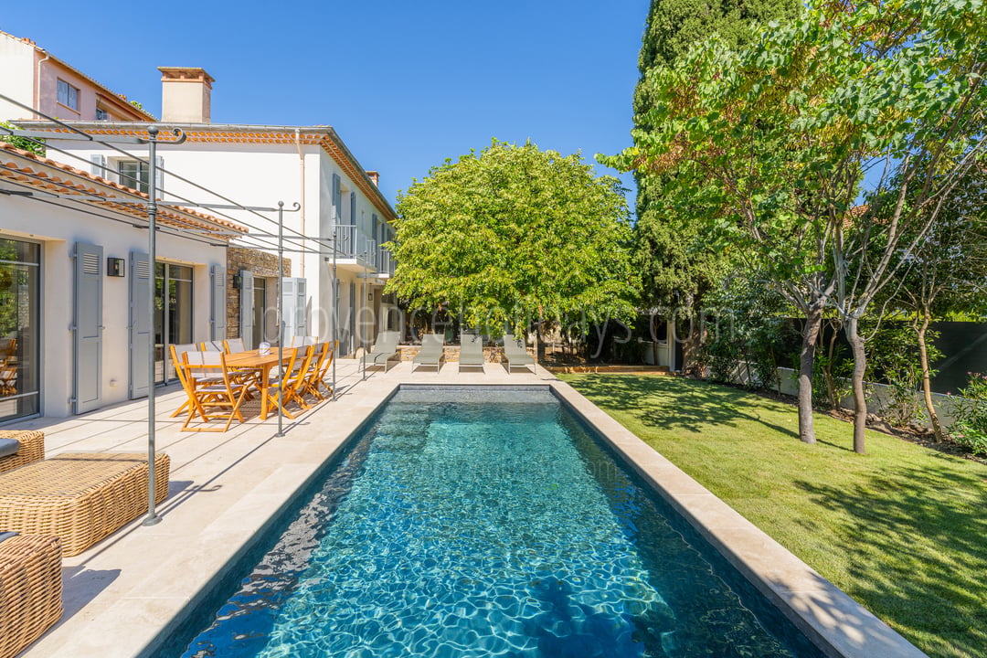8 - Maison Margaux: Villa: Pool