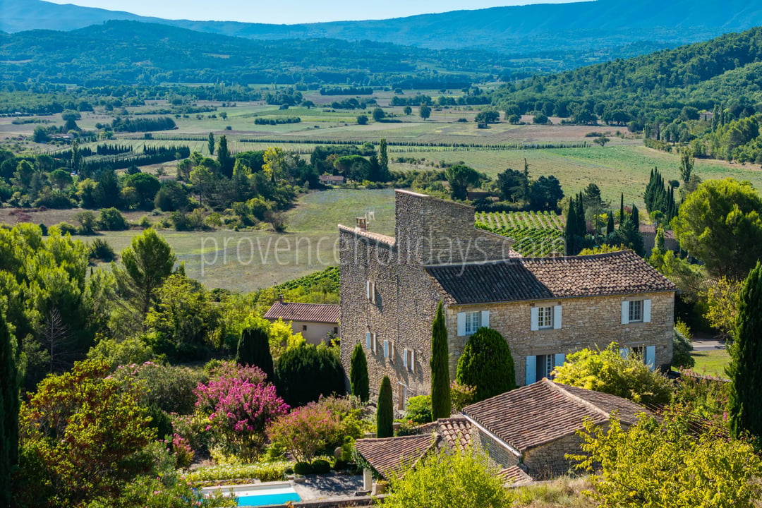 6 - Character mas in Gordes: Villa: Exterior