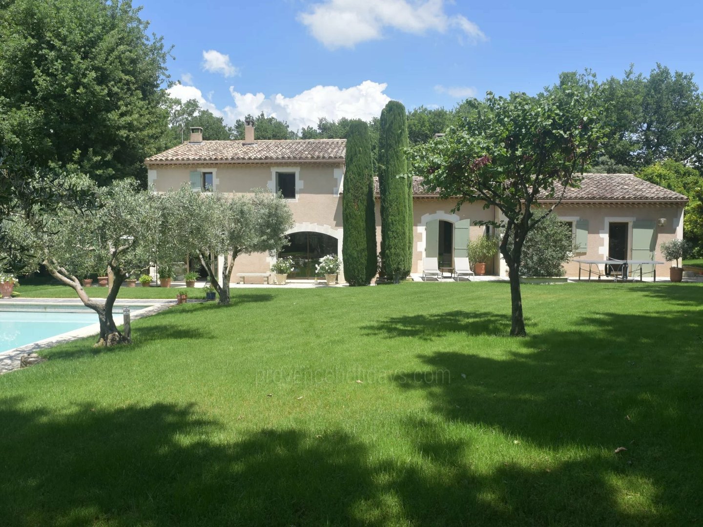 -1 - Villa Fromageonne: Villa: Exterior