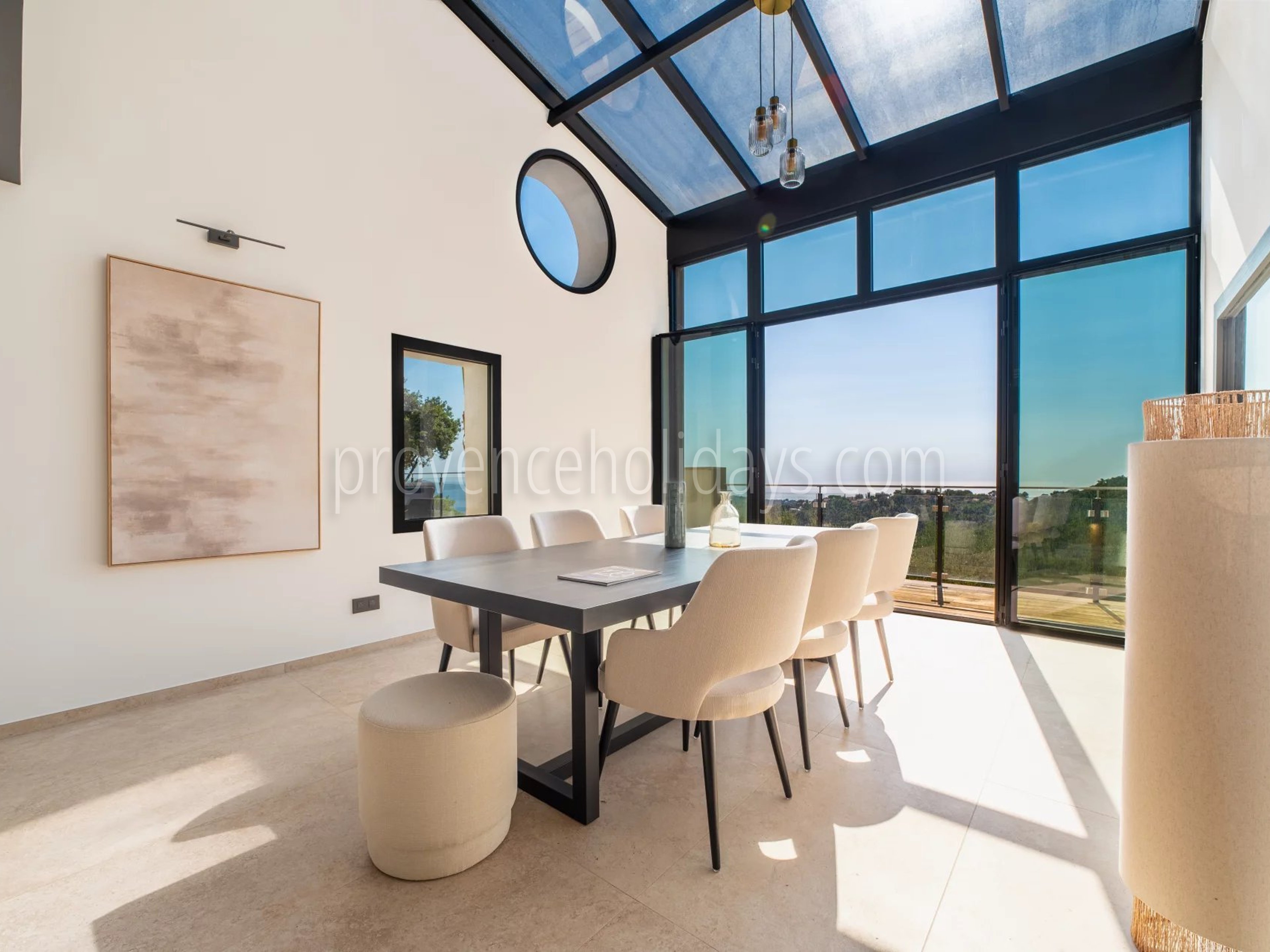 8 - Hedendaagse villa in Cavalaire-sur-Mer: Villa: Interior