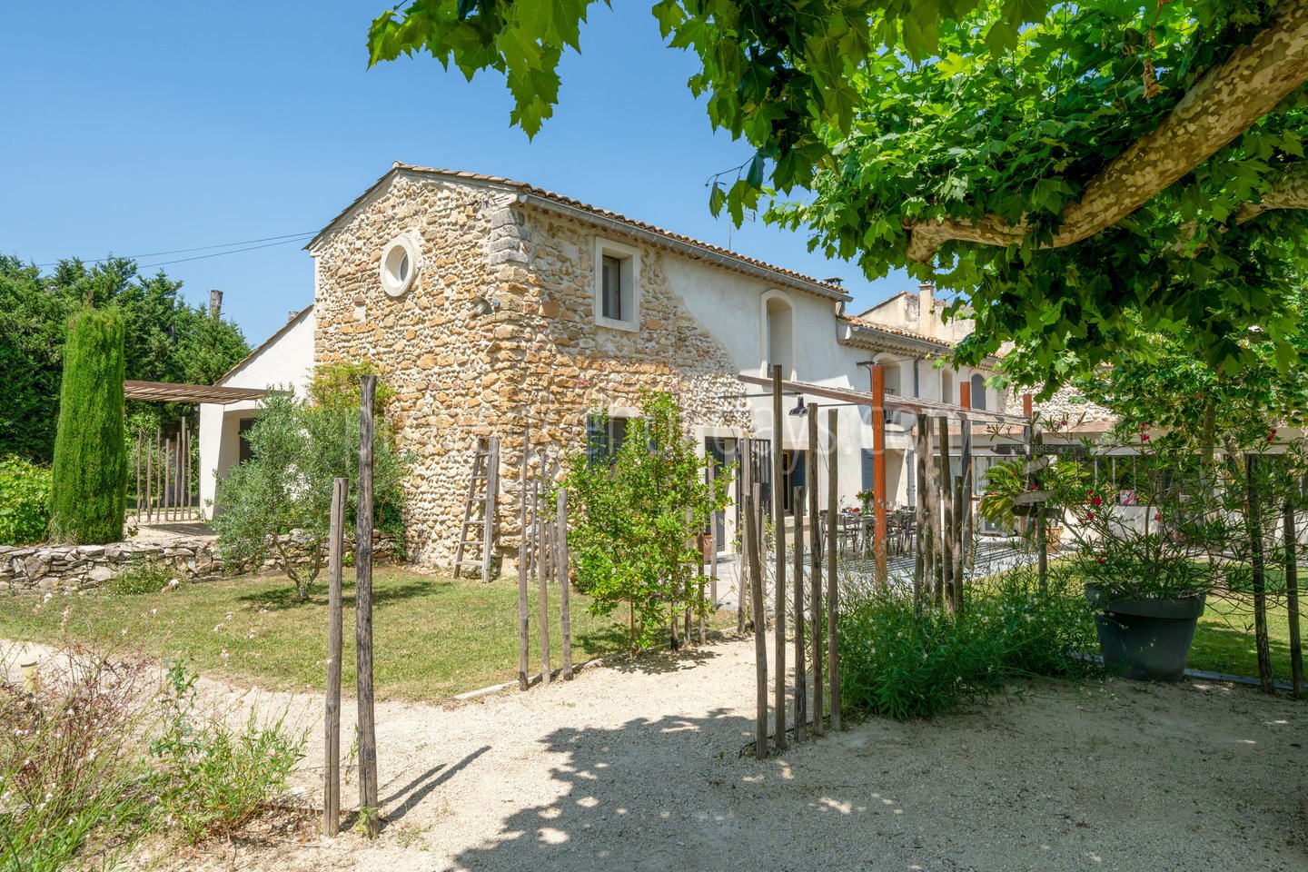21 - Maison Sarrians: Villa: Exterior