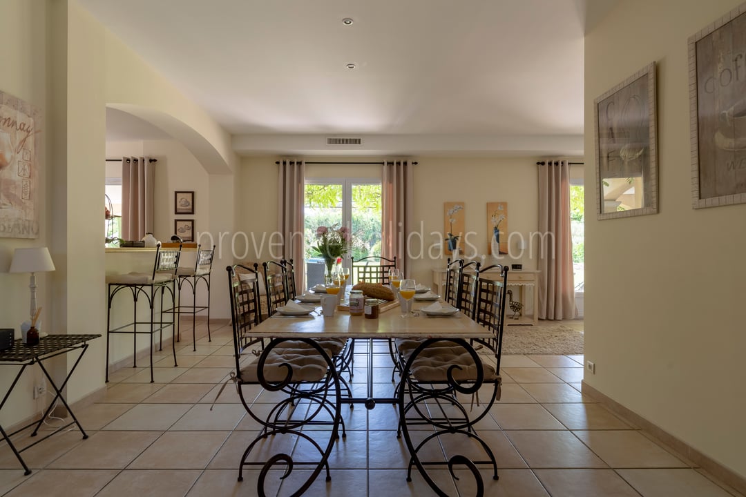 33 - Chez Alare: Villa: Interior