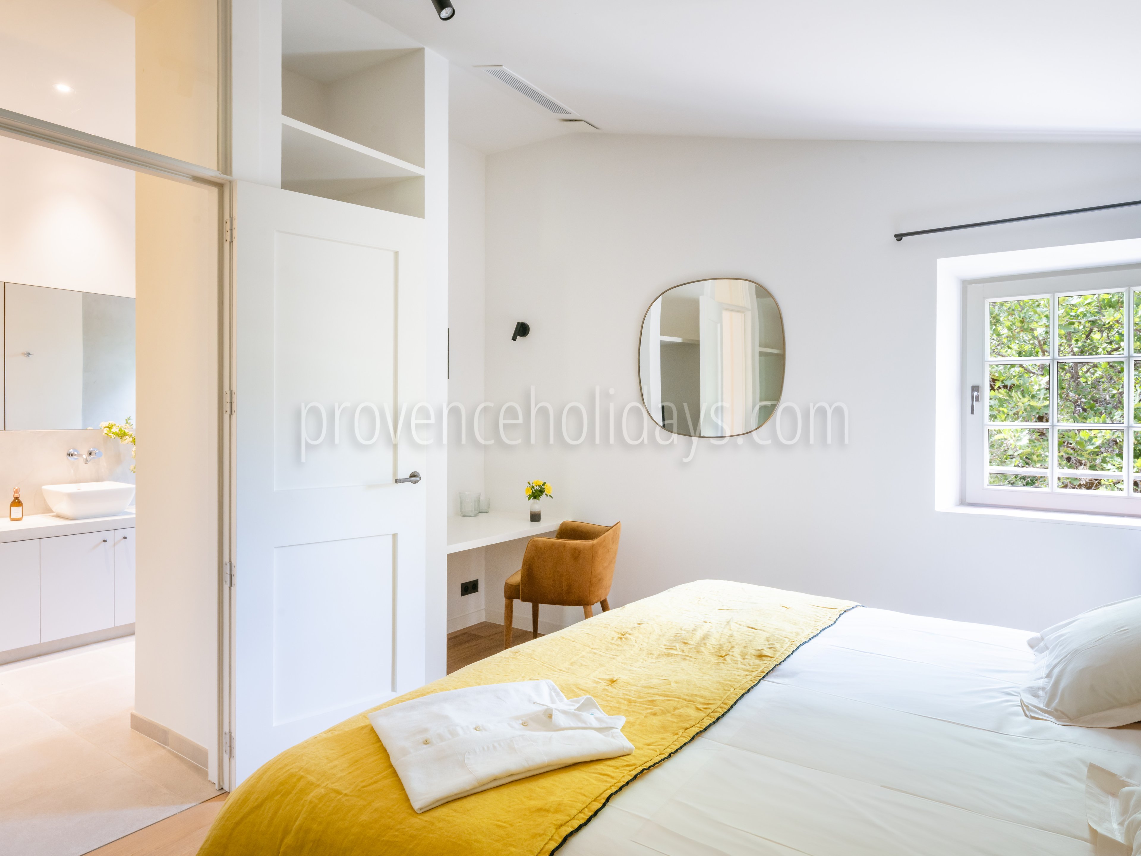 10 - Bergerie des Vignes: Villa: Bedroom