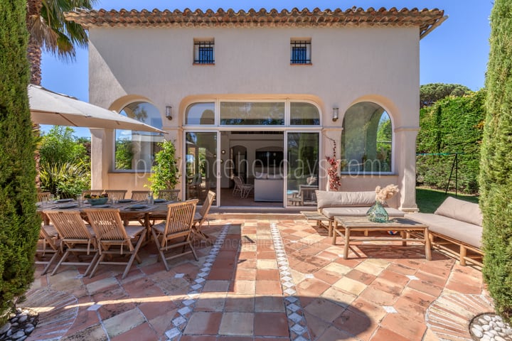 16 - Villa Morganite: Villa: Exterior