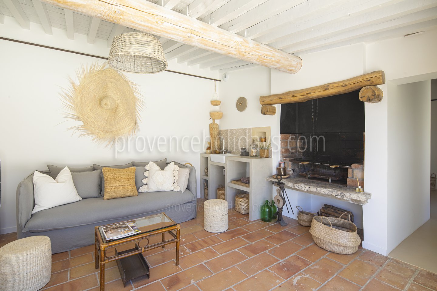30 - Escapade en Luberon: Villa: Interior