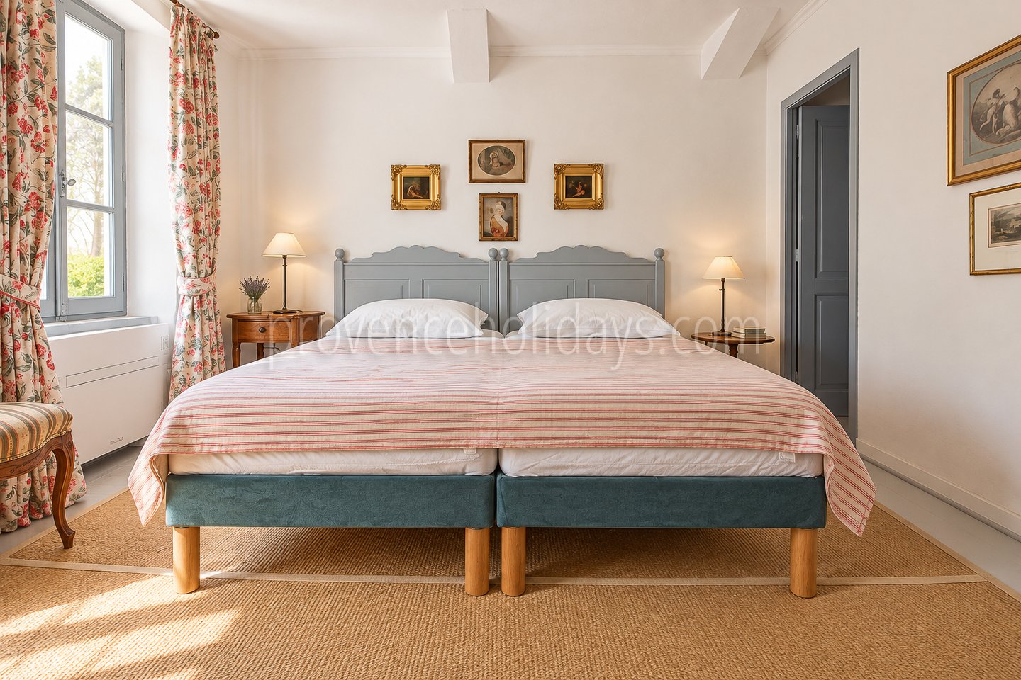 33 - Woning met een prachtig uitzicht in Aubignan: Villa: Bedroom