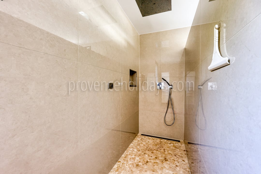 15 - Villa Sea Pearl: Villa: Bathroom