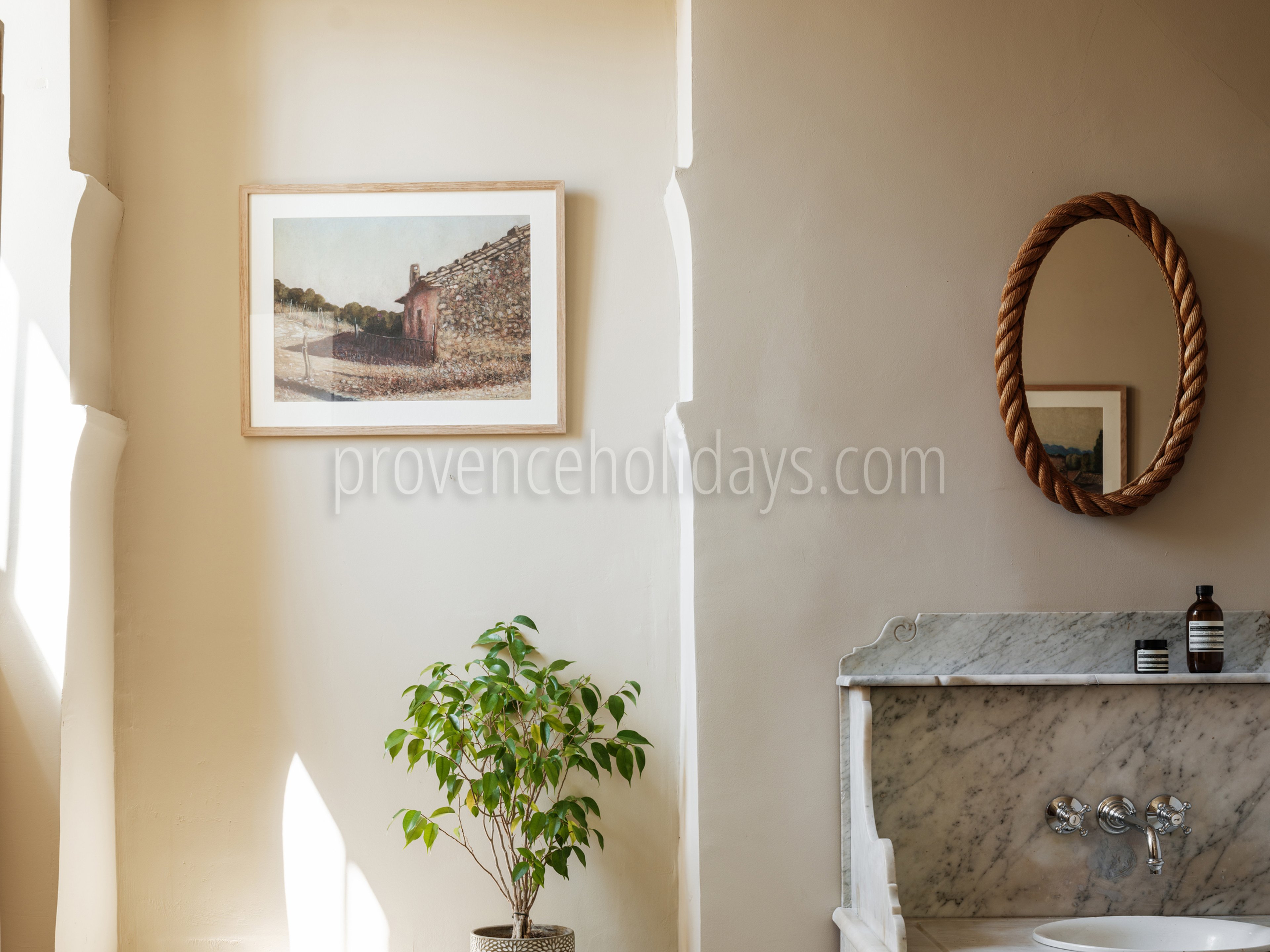 33 - La Bastide du Millénaire: Villa: Bathroom