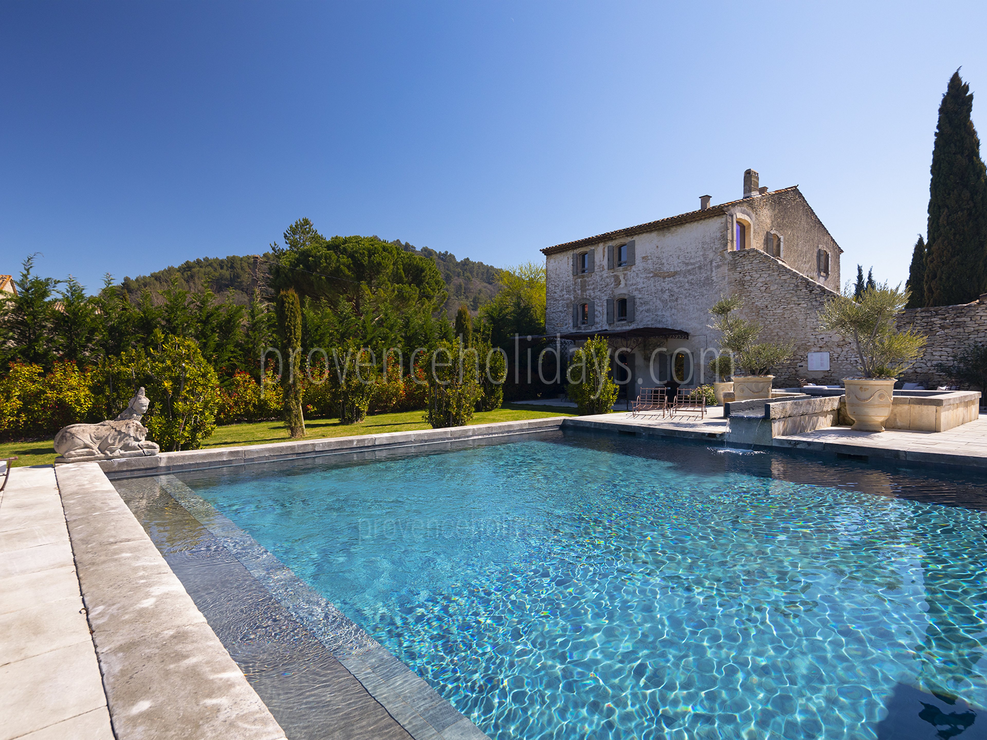 9 - Le Mas des Cyprès: Villa: Pool