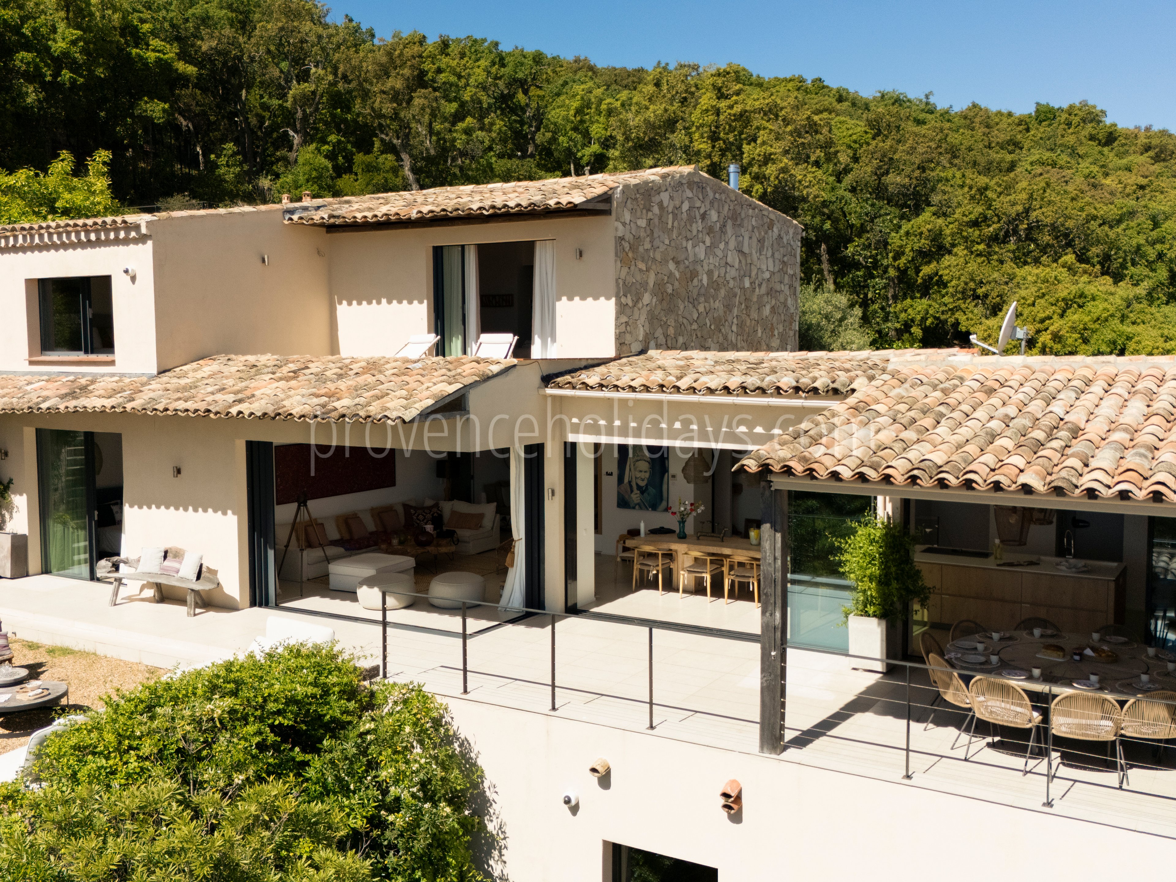 10 - Villa Lucia: Villa: Exterior