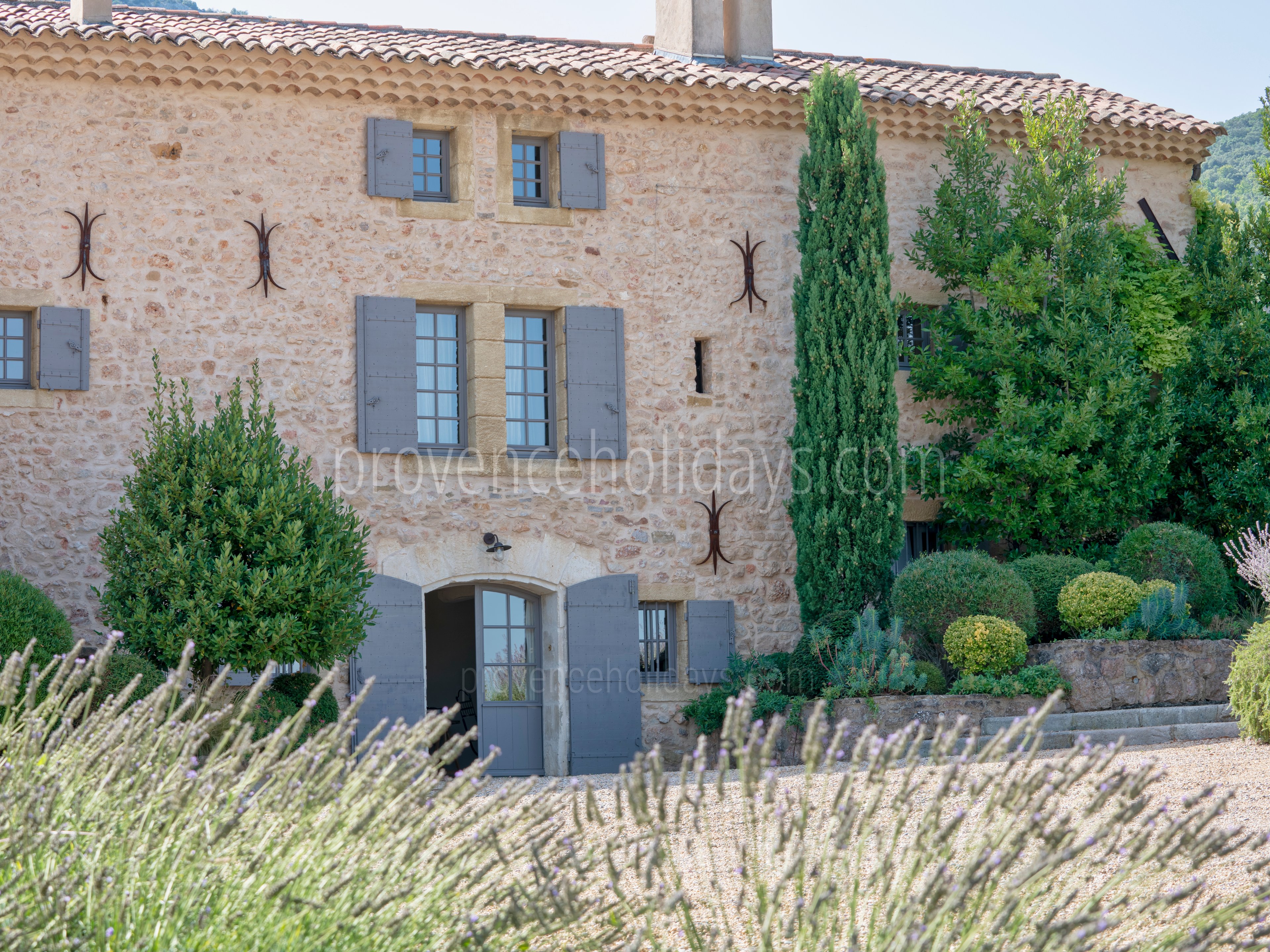 21 - Domaine de la Sainte Victoire: Villa: Exterior