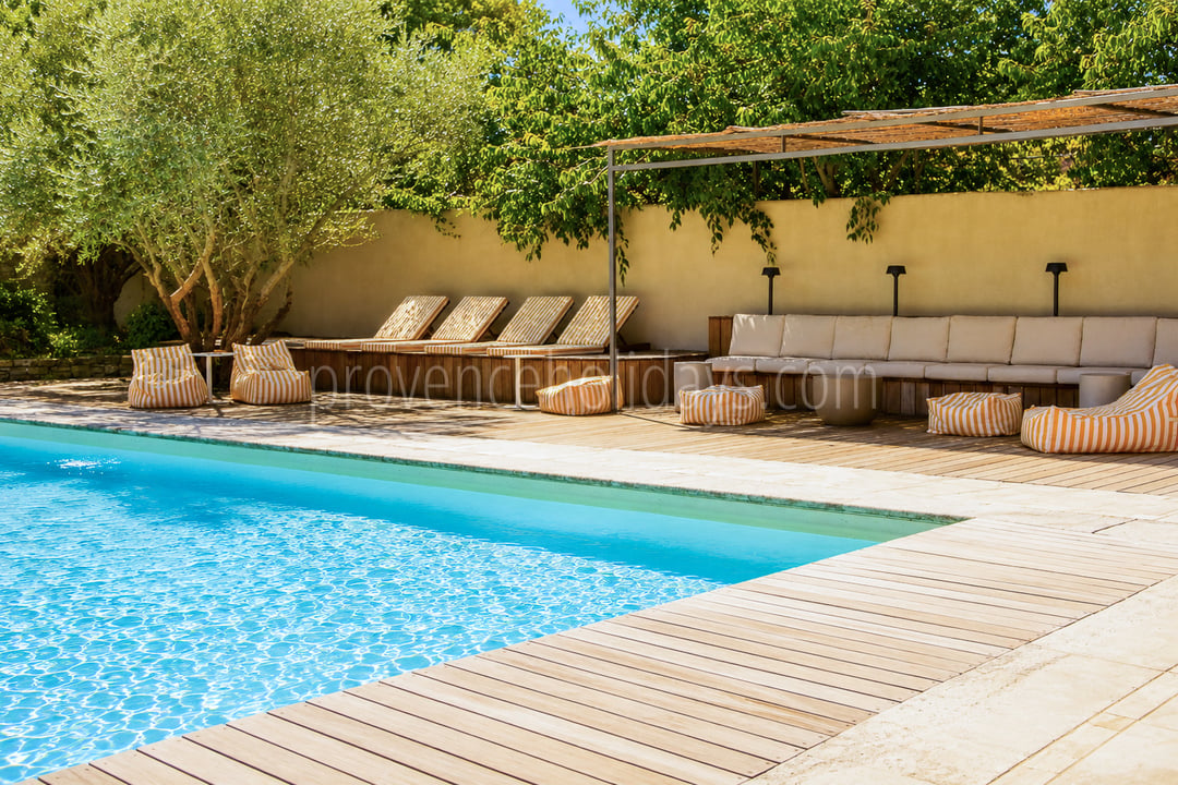 16 - Mas rénové à pied d\'Eygalières: Villa: Pool