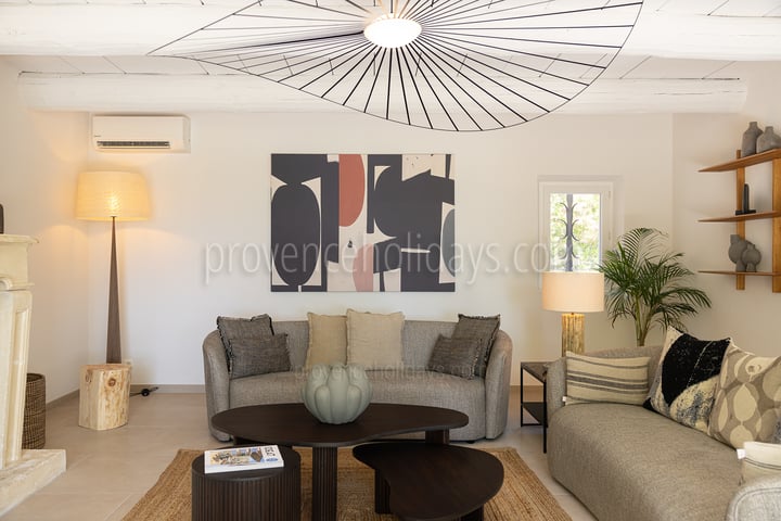 11 - Le Mas des Lauriers: Villa: Interior