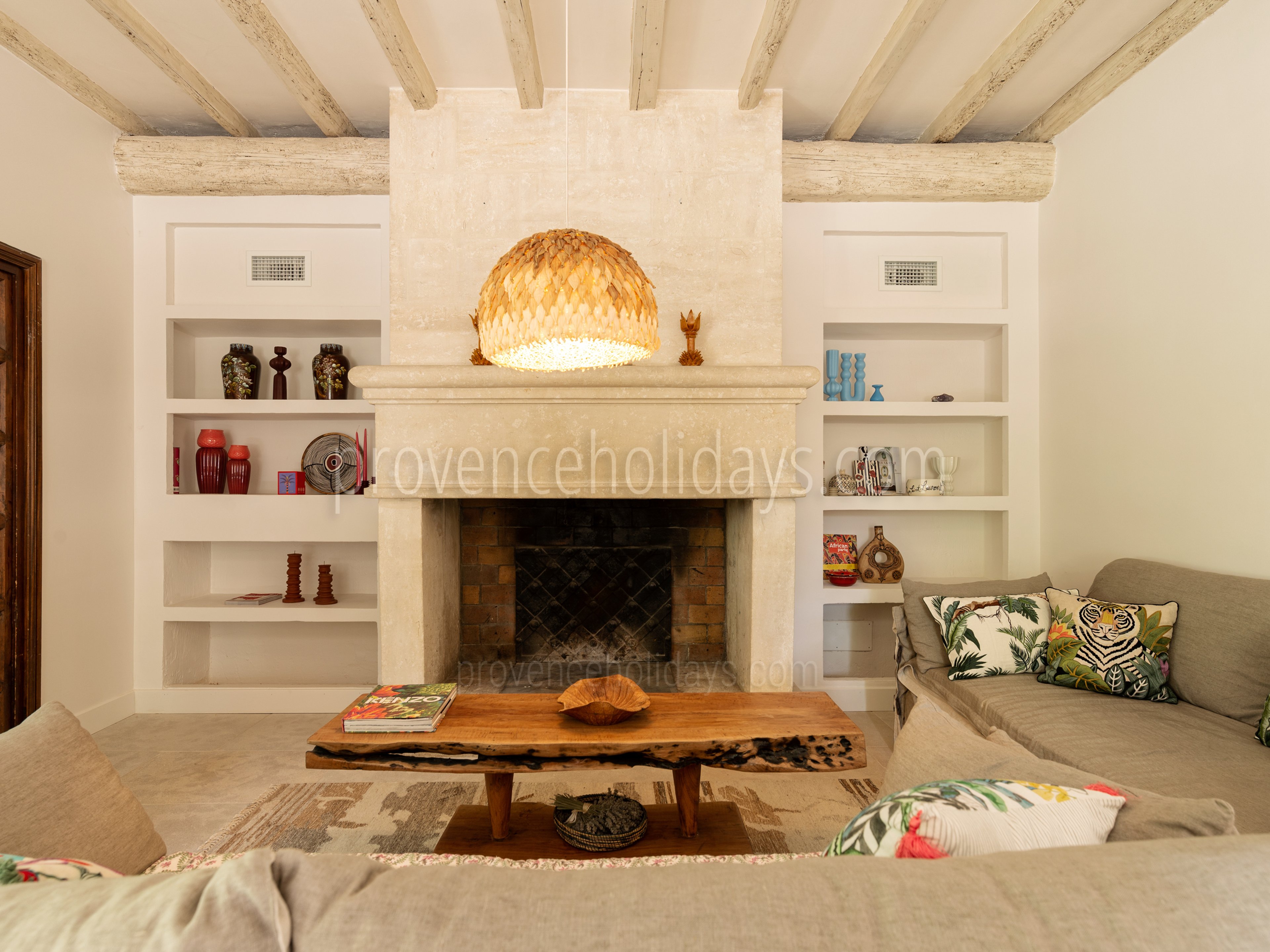 16 - Maison Léo: Villa: Interior