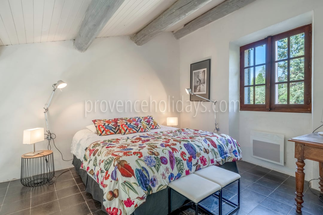 31 - Le Moulin de Gordes: Villa: Bedroom