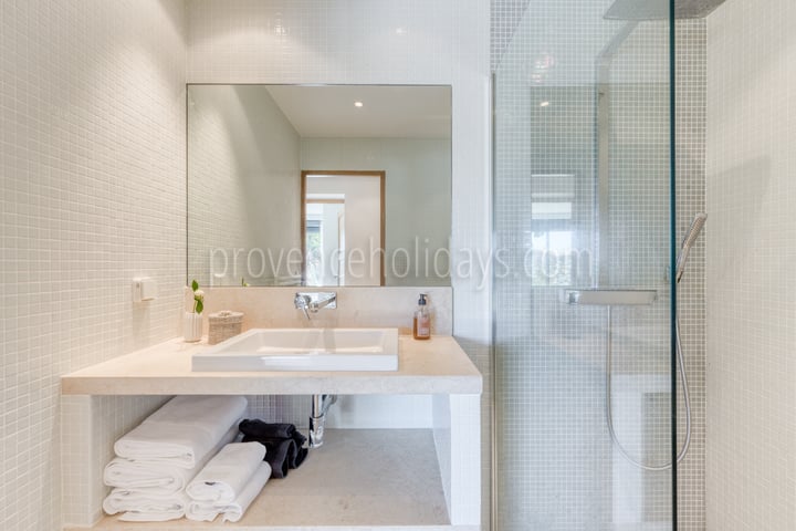 15 - Villa Pearl II: Villa: Bathroom