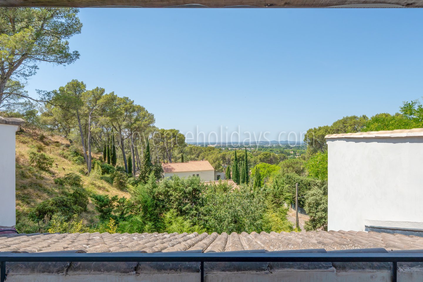 19 - Chez Chloé: Villa: Exterior