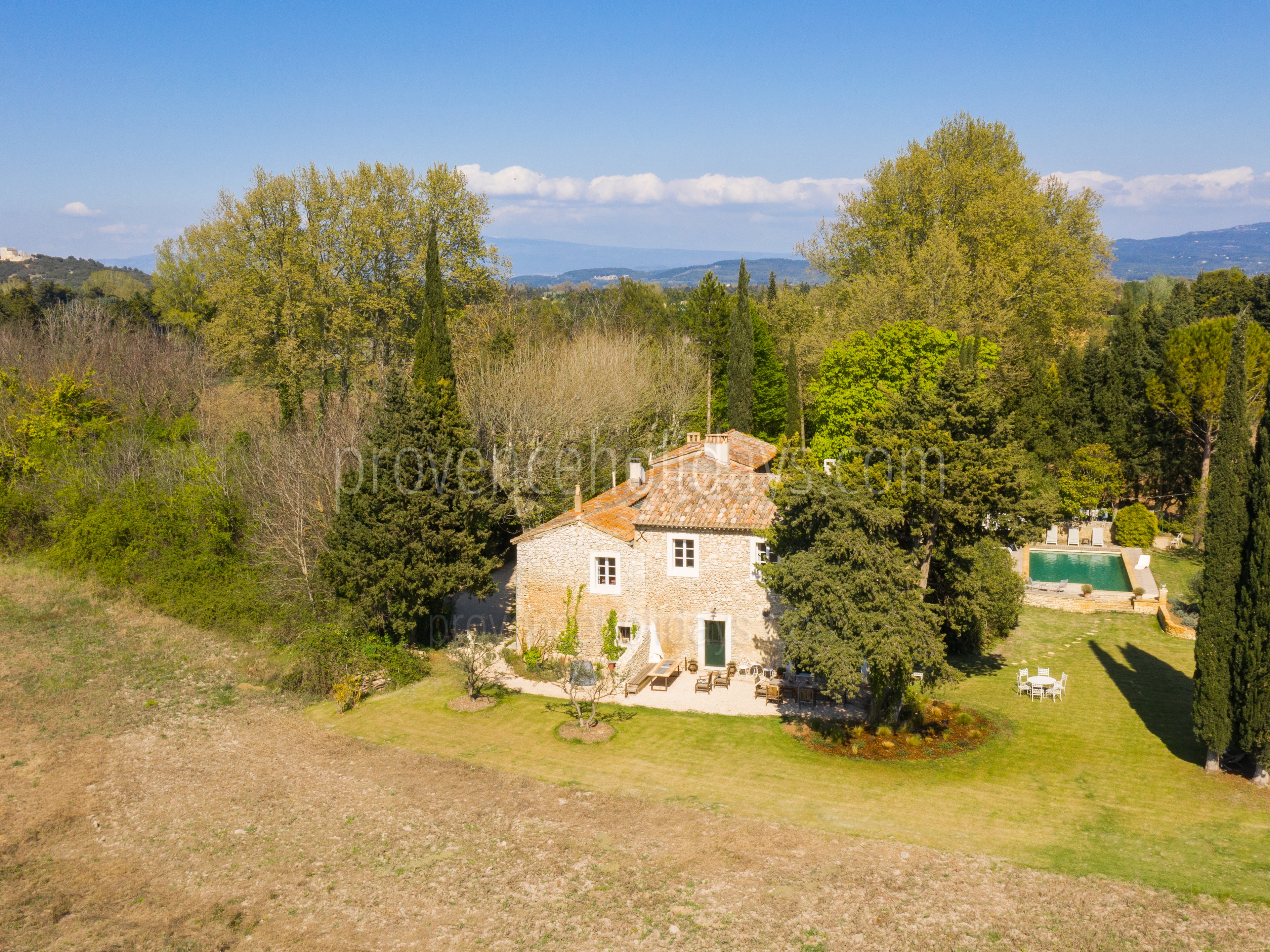 71 - Mas du Vaucluse: Villa: Exterior